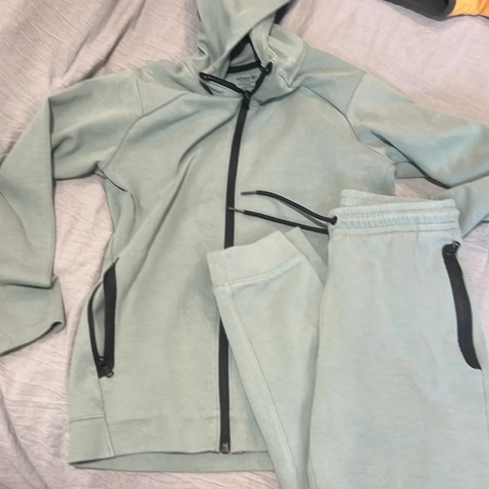 Old Navy Kids Matching Set in Light Green